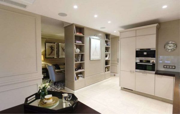 Дизайн кухни-столовой-гостиной в квартире: особенности совмещения и зонирования, фото идеи