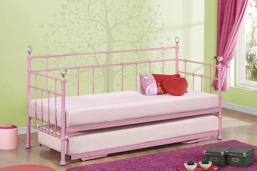 Обзор вариантов детских кроватей для девочки