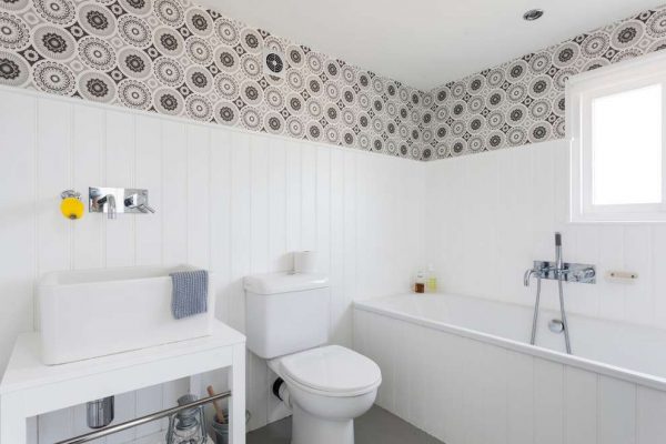 Отделка ванной панелями пвх: интересные идеи с фото, особенности использования