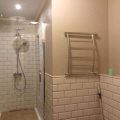 Покраска стен в ванной комнате вместо плитки: выбор краски, дизайн фото
