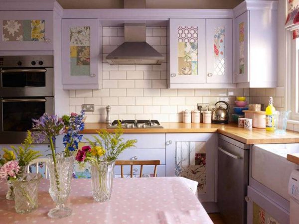Сиреневая кухня — особенности дизайна, выбор стиля, сочетания с другими цветами, фото