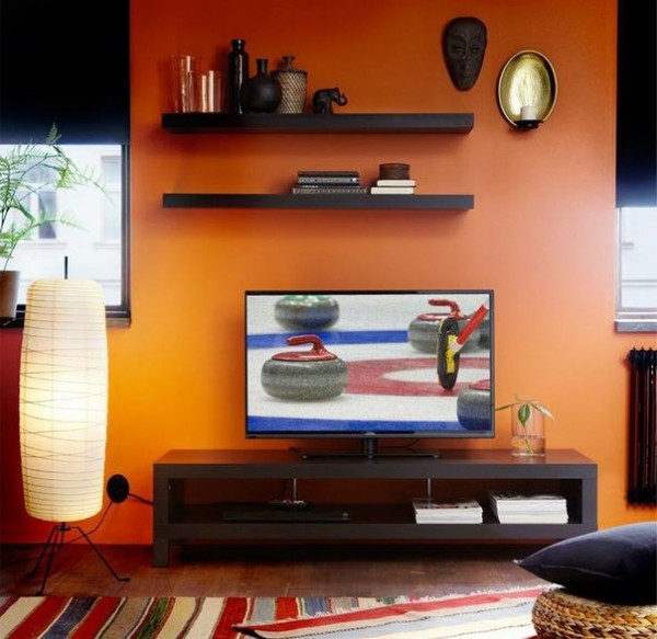 Тумбы под телевизор из каталога Икеа — способ сделать обстановку в гостиной удобной