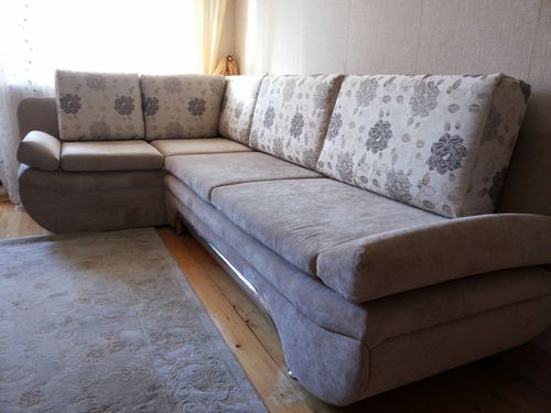 Варианты обновления старого дивана