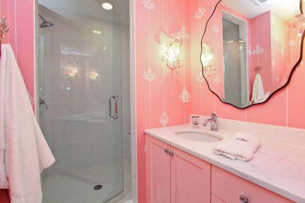 Зеркало с подсветкой в ванную: виды зеркал, варианты ламп для светильников